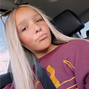 Meet your Posher, Evelyn